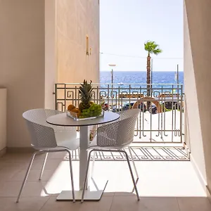aura-room.sicilyhotelsitaly.net/